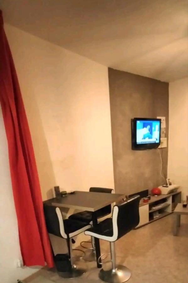 Charmant Studio Leilighet Tarascon-sur-Ariège Eksteriør bilde